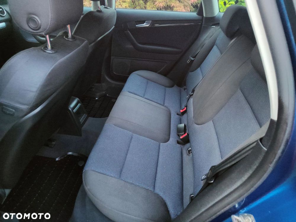 Audi A3 Sportback 1.6 Ambiente - 10
