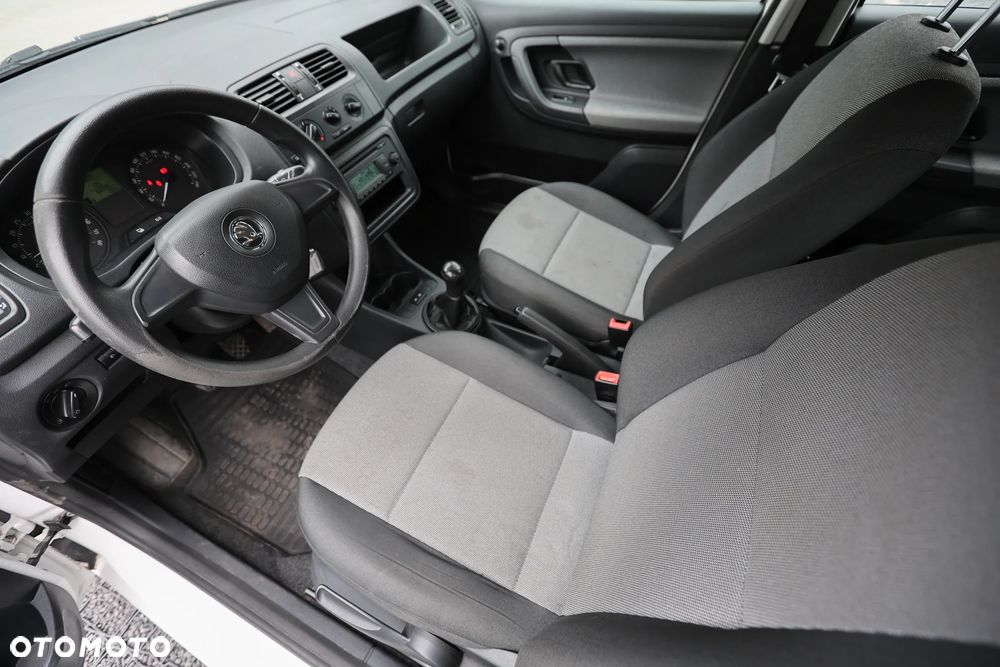 Skoda Fabia - 11