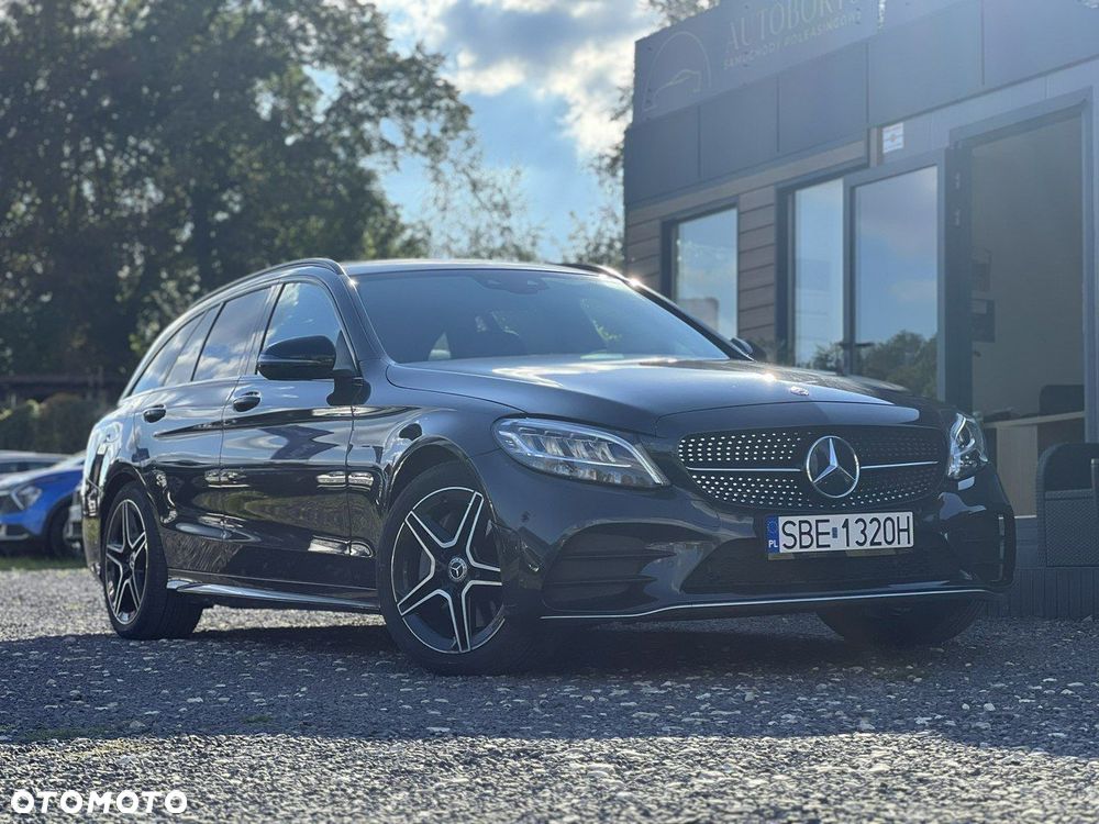 Mercedes-Benz Klasa C 300 T 9G-TRONIC Night Edition - 1