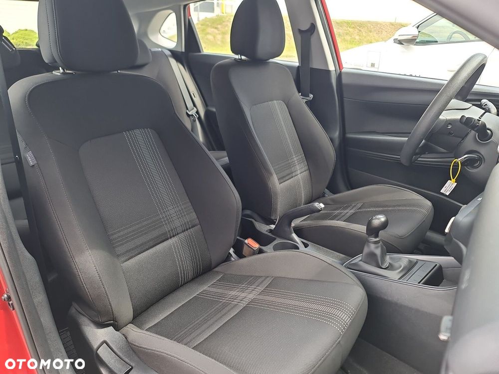 Hyundai i20 1.2 Pure - 27