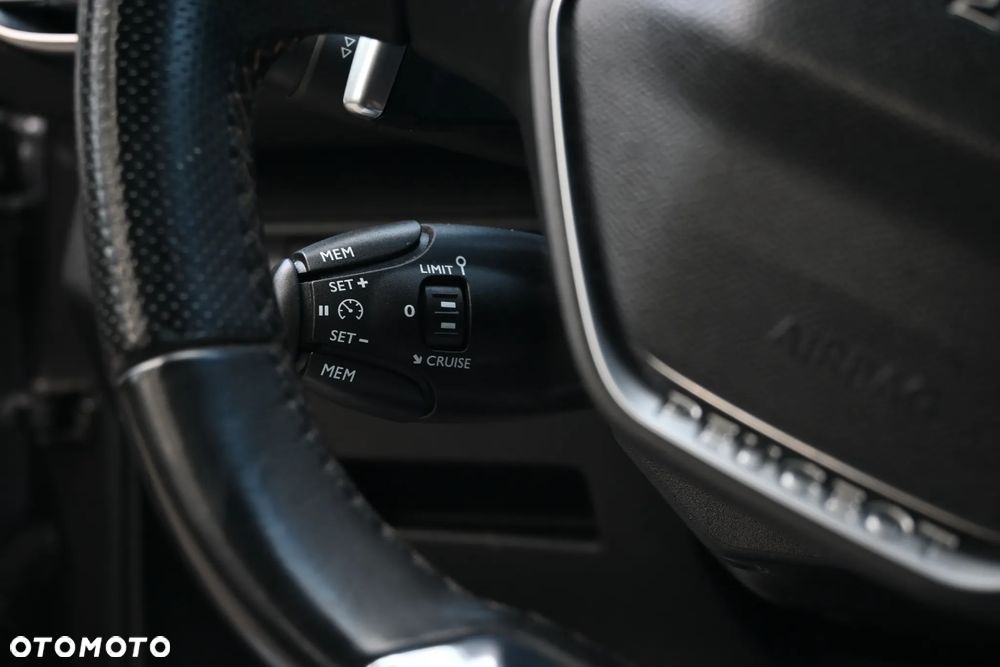 Peugeot 3008 BlueHDi 180 Stop & Start EAT6 GT - 30