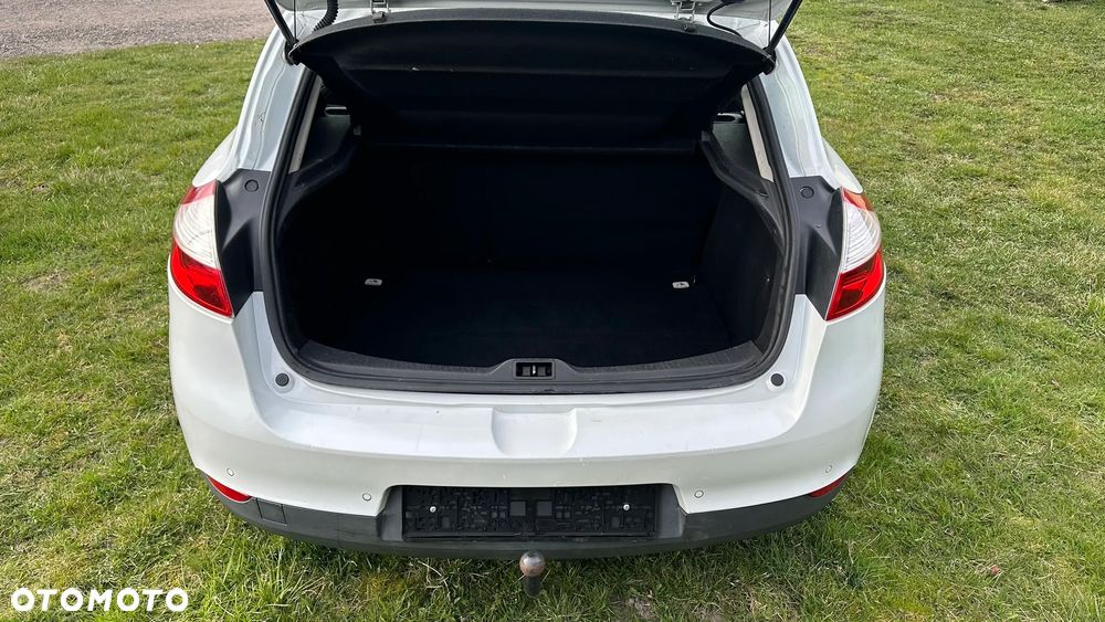 Renault Megane 1.6 16V 110 TomTom Edition - 11