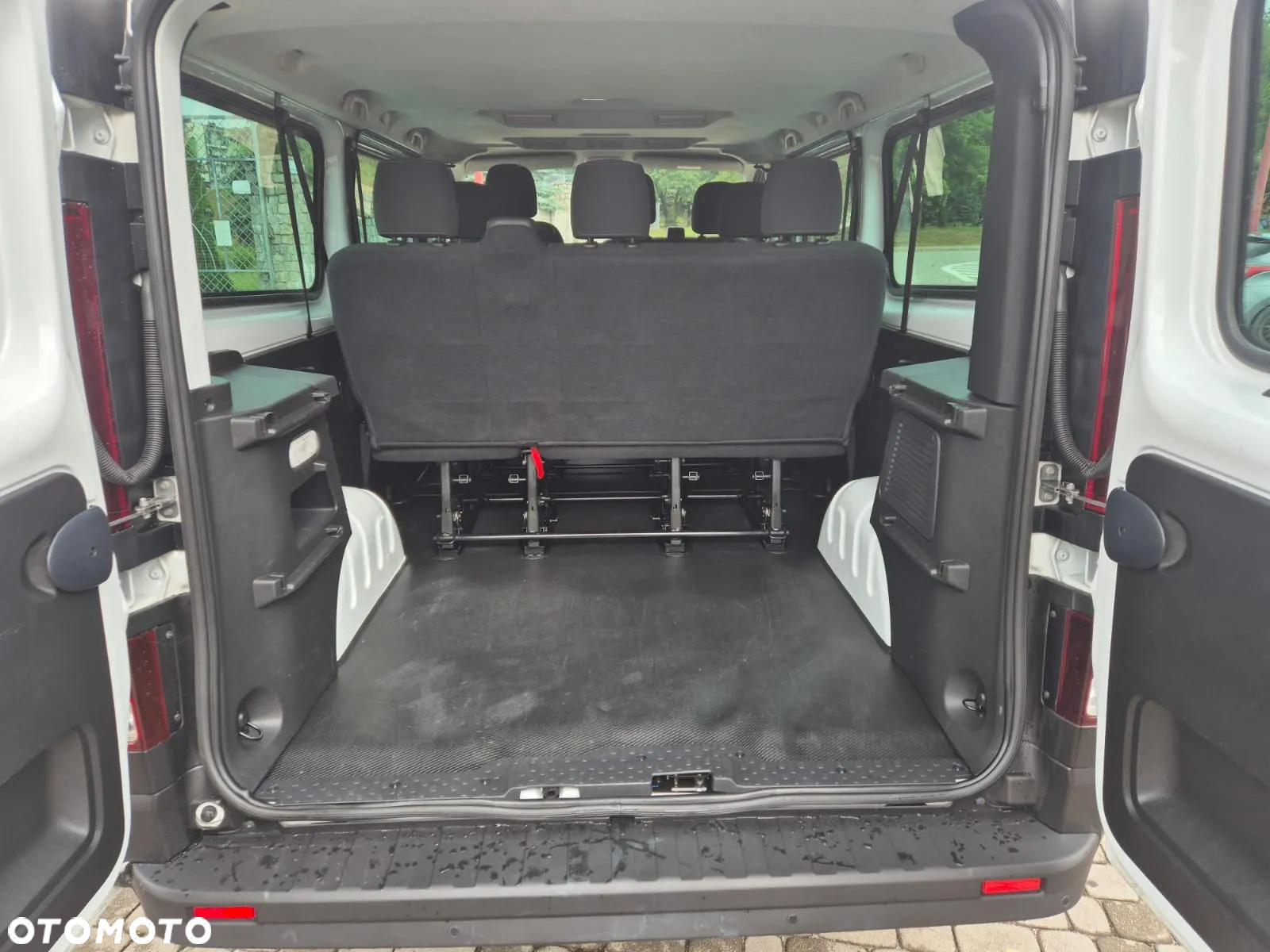 Renault Trafic Kombi 2.0 dCi L2 HD Business - 17