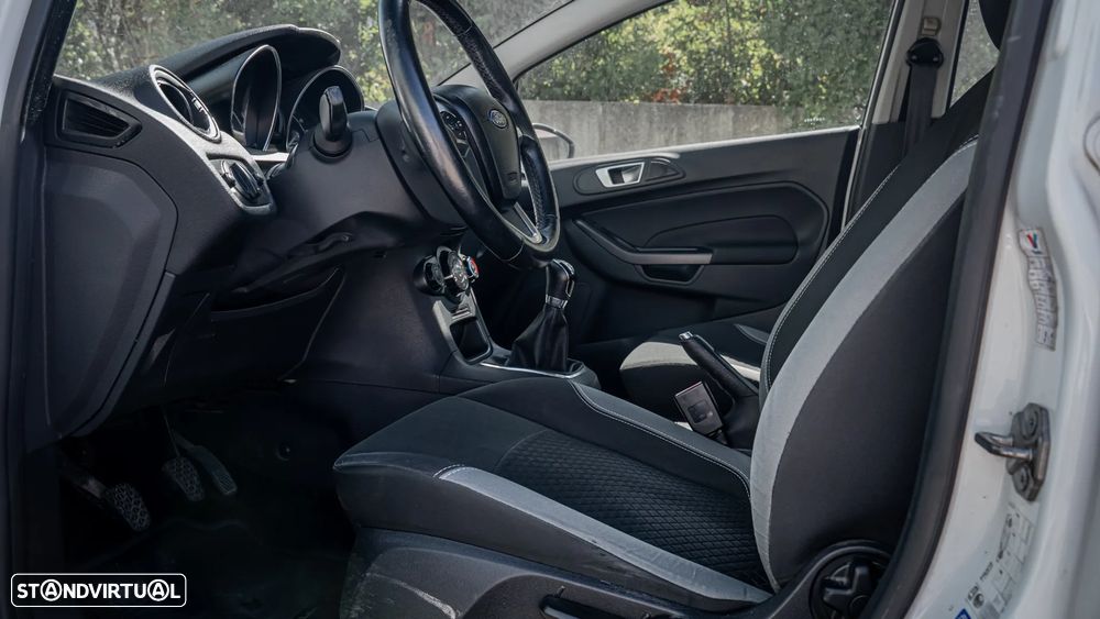 Ford Fiesta 1.5 TDCi Active+ - 11