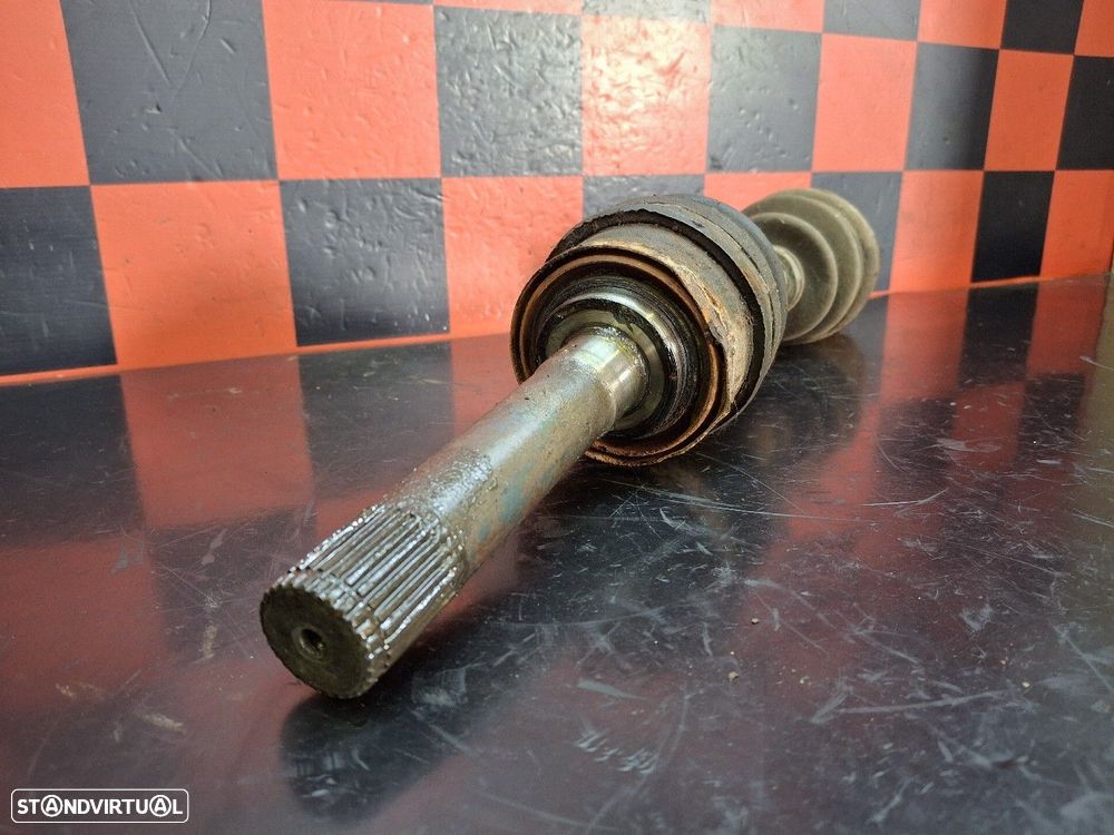 Transmissão Frente Esquerda Mitsubishi L 200 (K3_T, K2_T, K1_T, K0_T) - 2