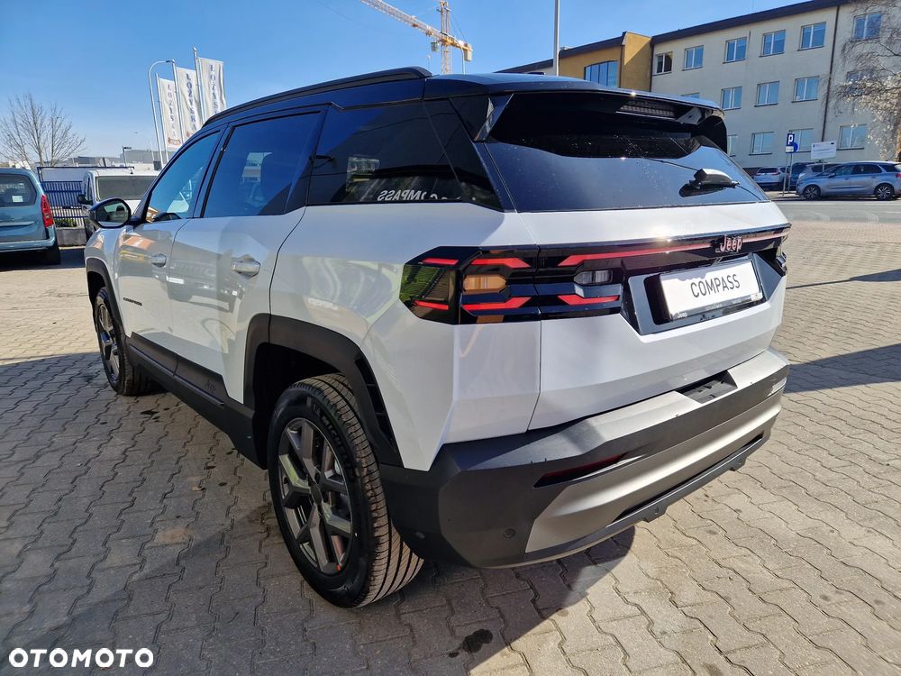 Jeep Compass 1.2 T3 mHEV First Edition FWD DCT - 6