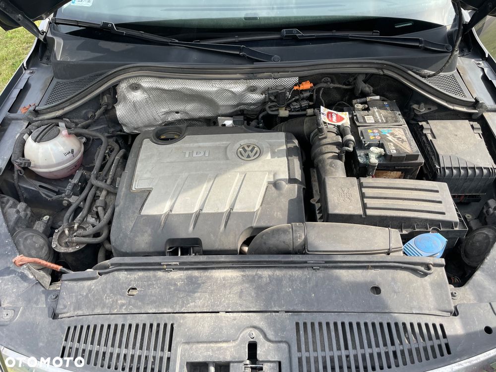 Volkswagen Tiguan - 16