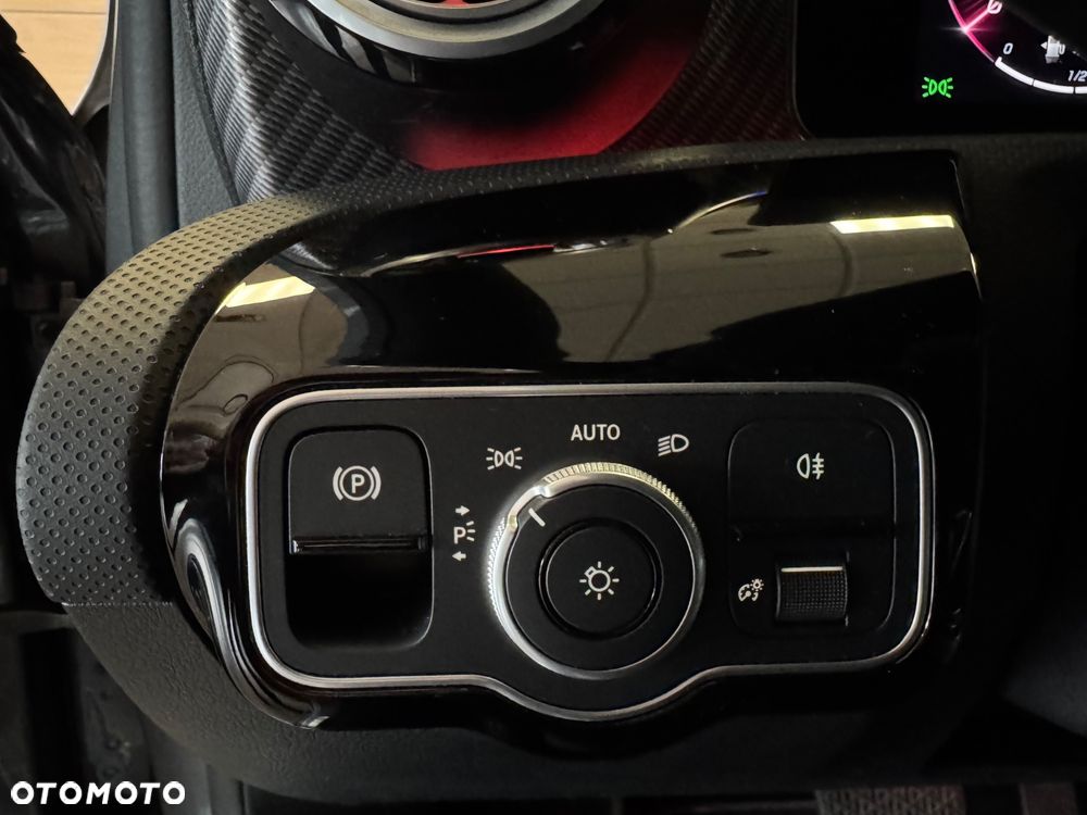 Mercedes-Benz Klasa A 200 Progressive 7G-DCT - 27