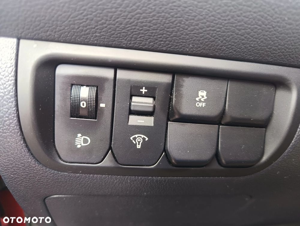 Kia Rio 1.2 Attract - 26
