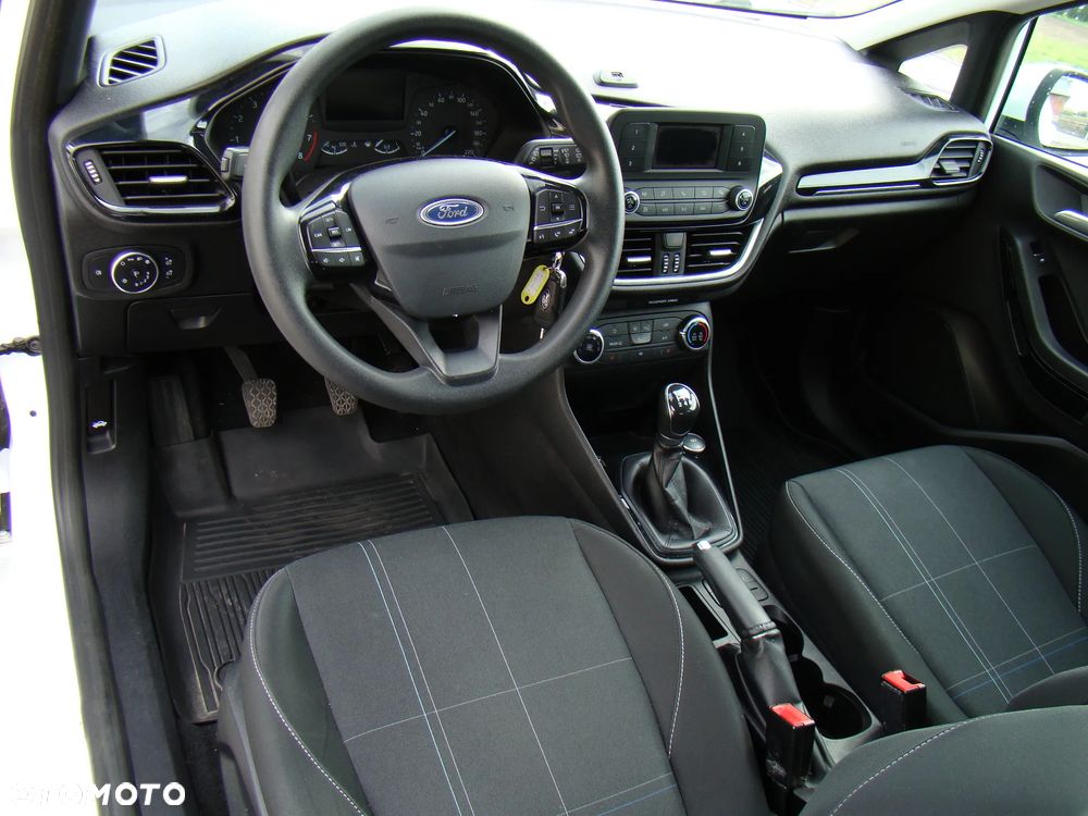 Ford Fiesta 1.1 S&S TREND - 26
