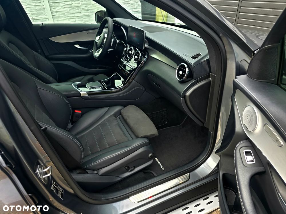 Mercedes-Benz GLC - 23
