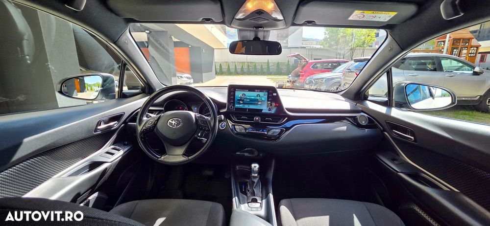 Toyota C-HR - 6