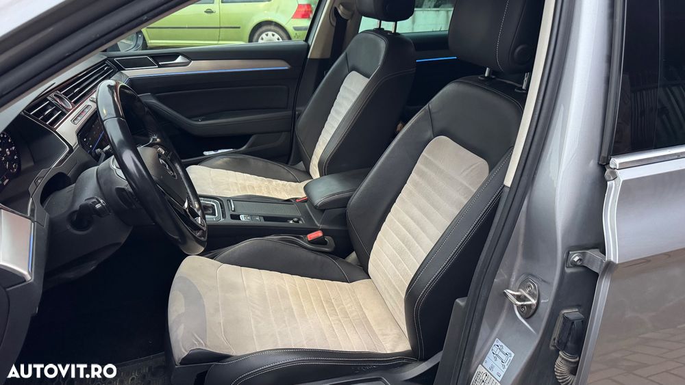 Volkswagen Passat 2.0 BiTDI DSG 4Mot Highline - 13