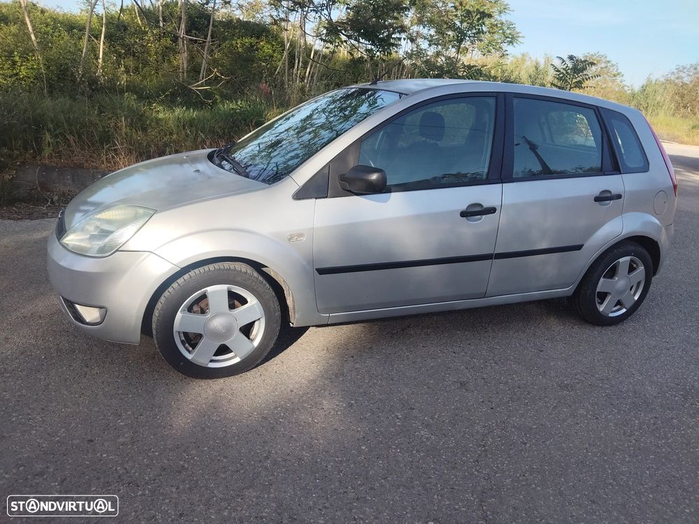 Ford Fiesta 1.4 Trend Durashift EST - 6