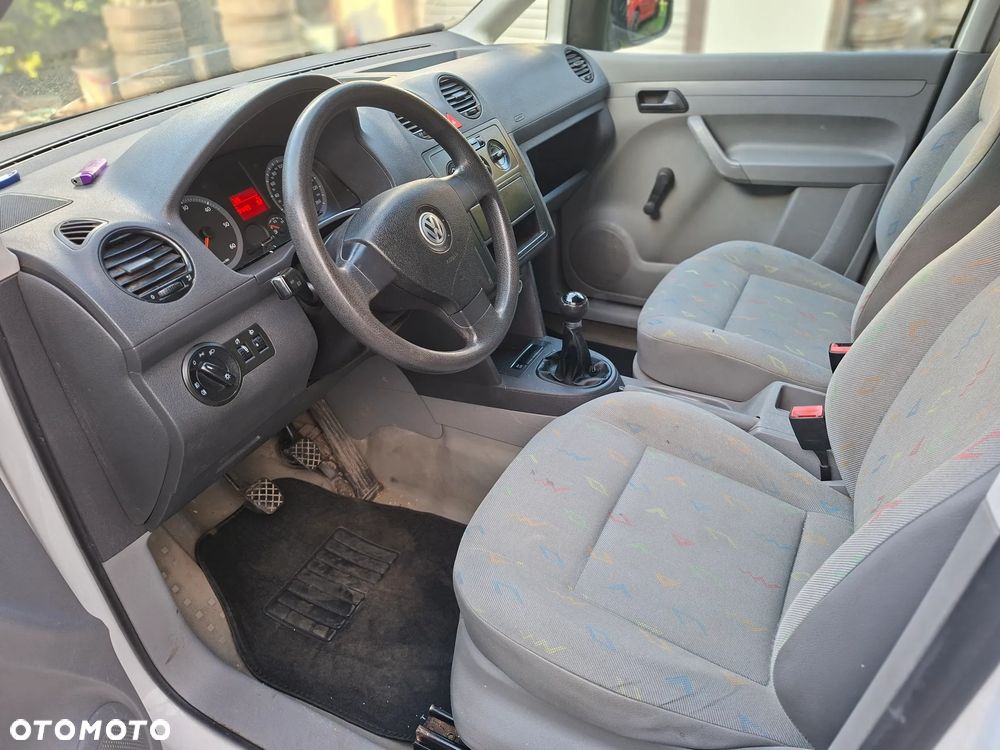Volkswagen Caddy Mixt - 5