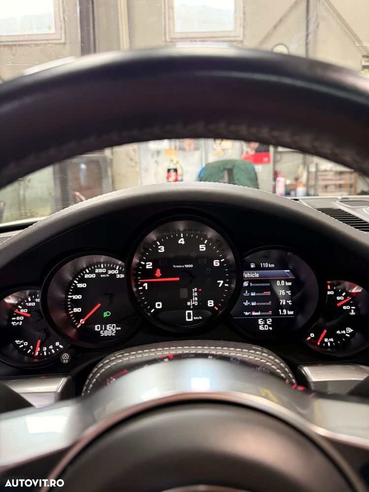 Porsche 911 - 16