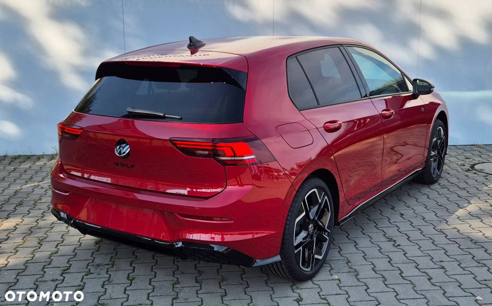 Volkswagen Golf VIII 1.5 TSI R-Line Plus - 5