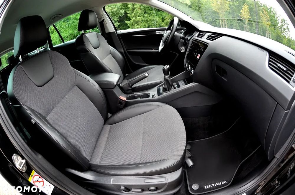 Skoda Octavia Combi 1.6 TDI Style - 25