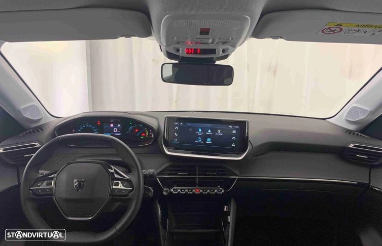 Peugeot 208 - 14