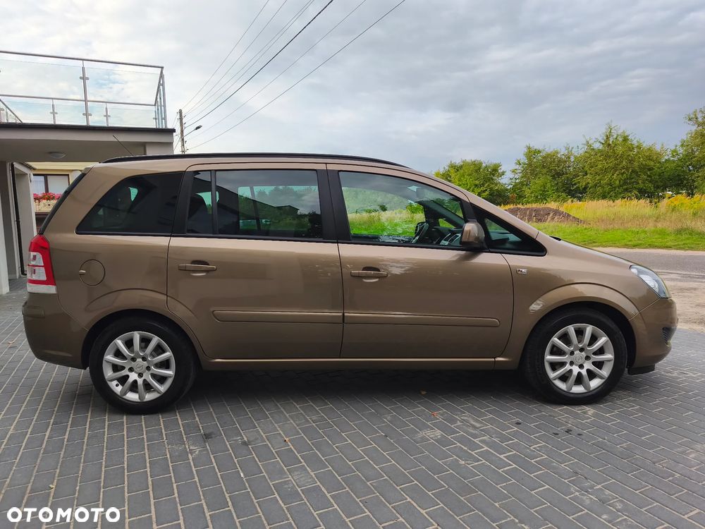 Opel Zafira 1.8 Family Plus - 13