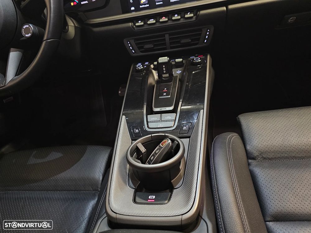 Porsche 911 (992) Carrera PDK - 46