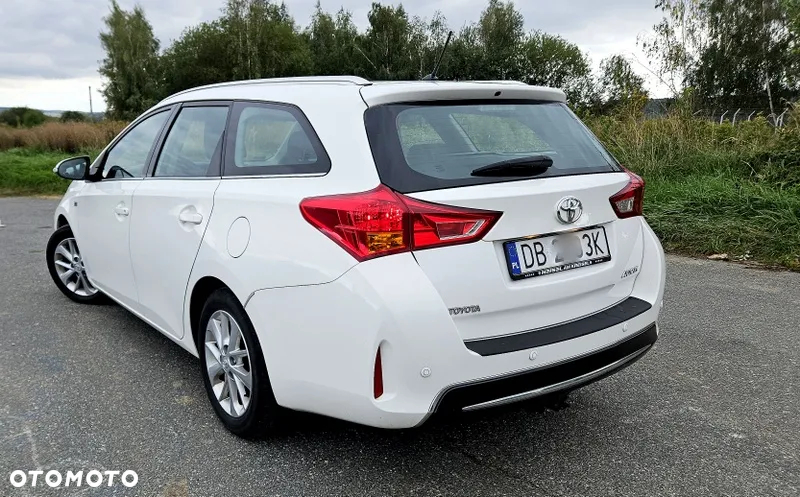 Toyota Auris 2.0 D-4D Prestige - 13