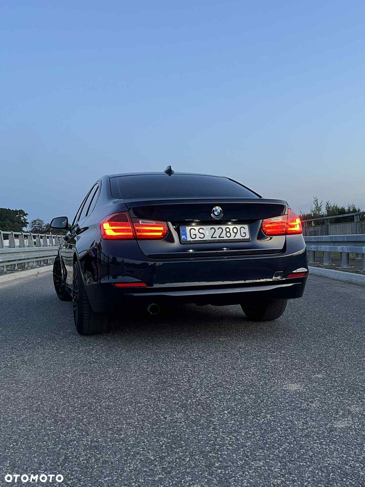 BMW Seria 3 316i Sport Line - 4