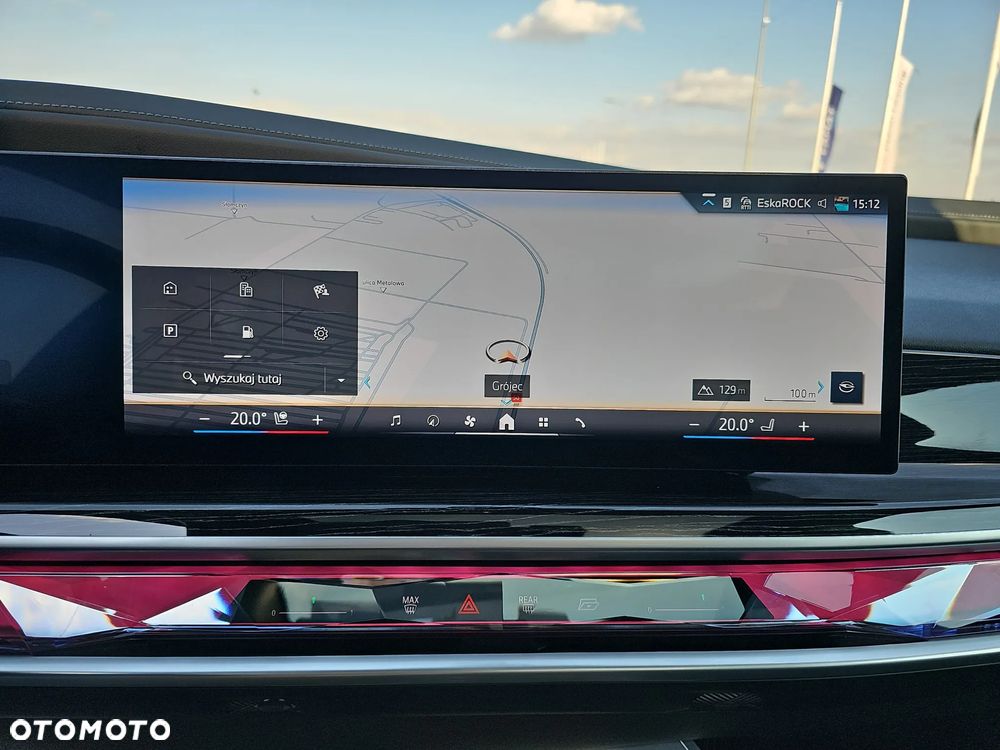 BMW Seria 7 750e PHEV xDrive sport - 32