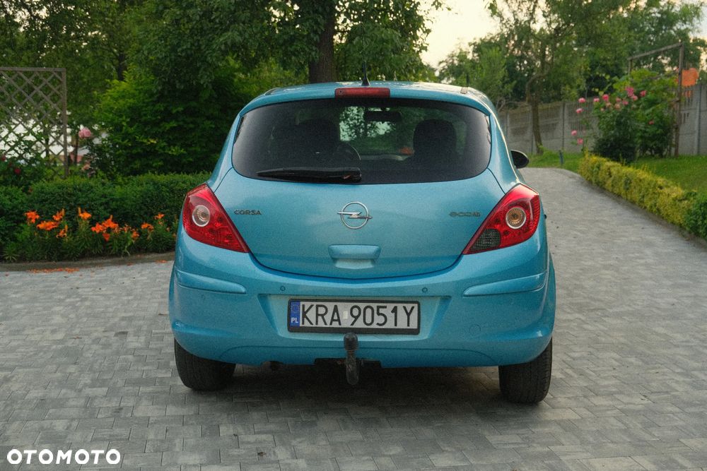 Opel Corsa 2010 photo 4
