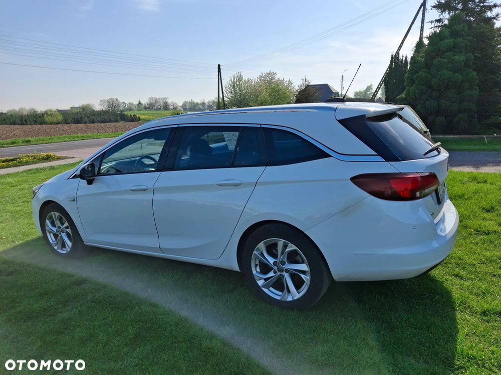 Opel Astra V 1.6 CDTI Dynamic S&S - 6