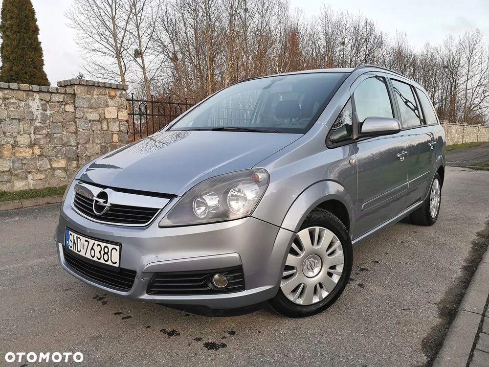 Opel Zafira 1.9 CDTI Automatik Edition - 1