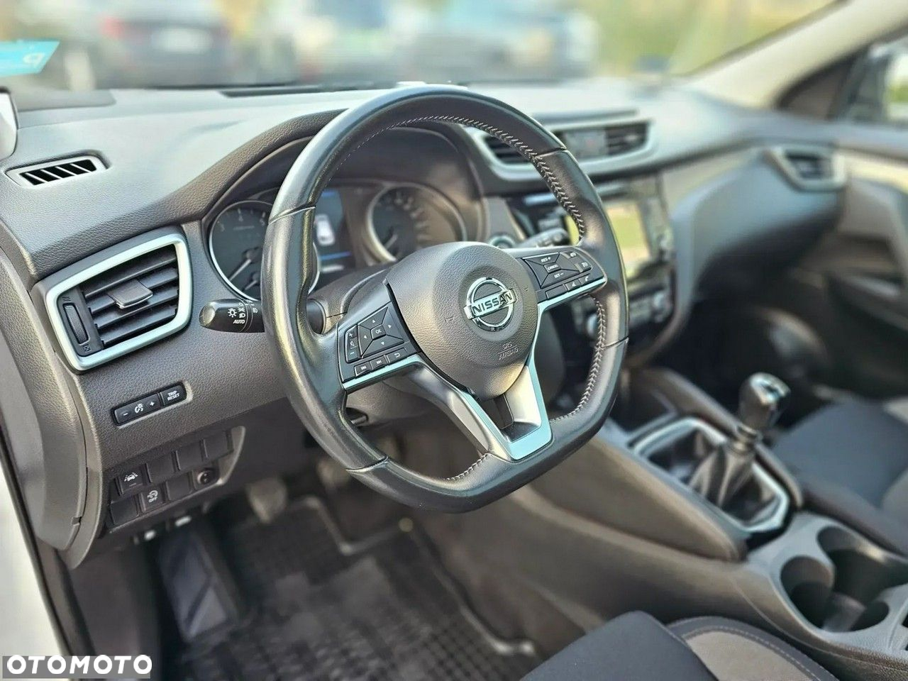 Nissan Qashqai - 16