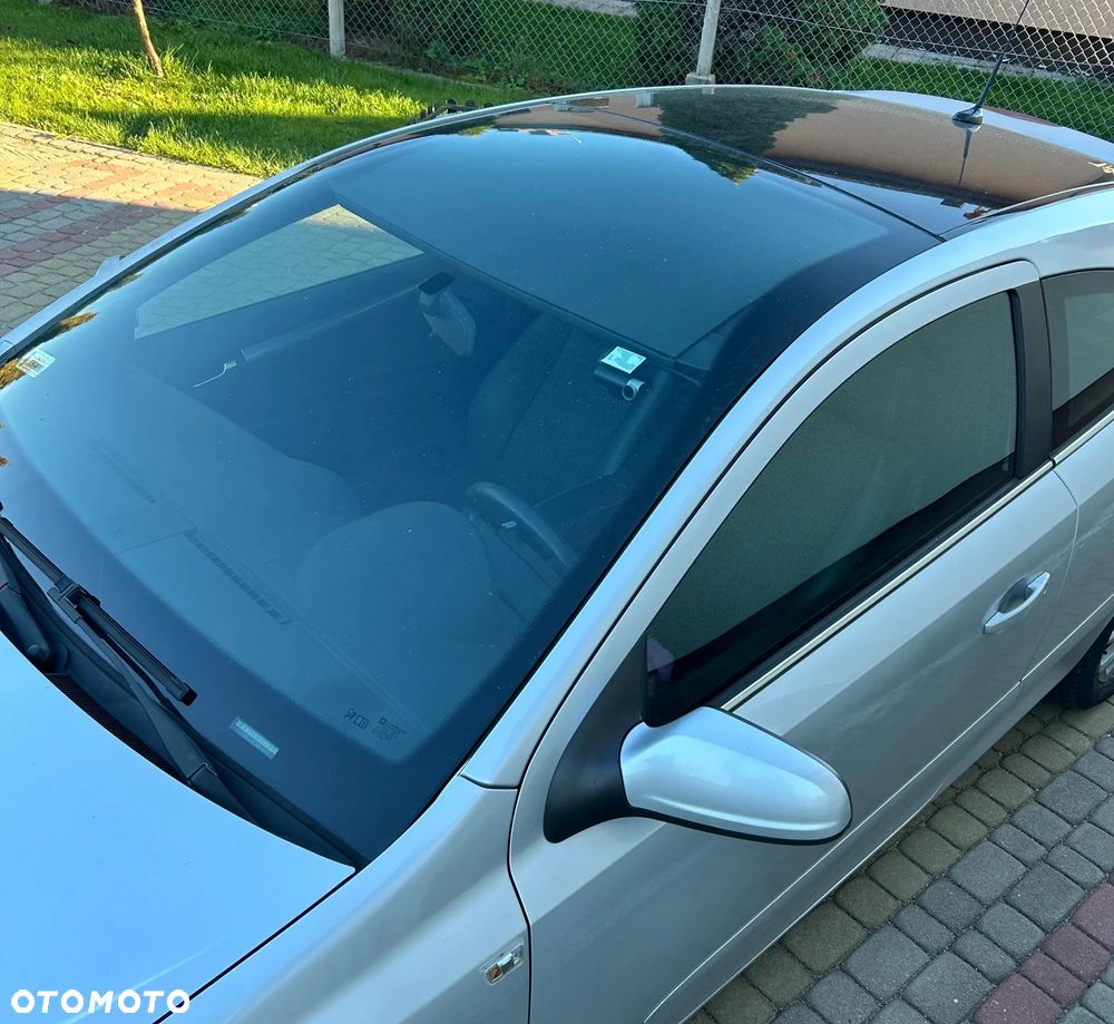 Opel Astra GTC 1.6 - 9