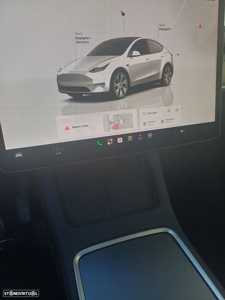 Tesla Model Y Tração Traseira — fotografia 5