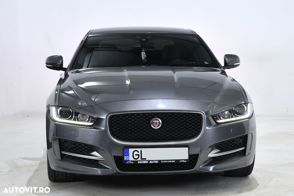 Jaguar XE 20d AWD Aut. R-Sport - 7