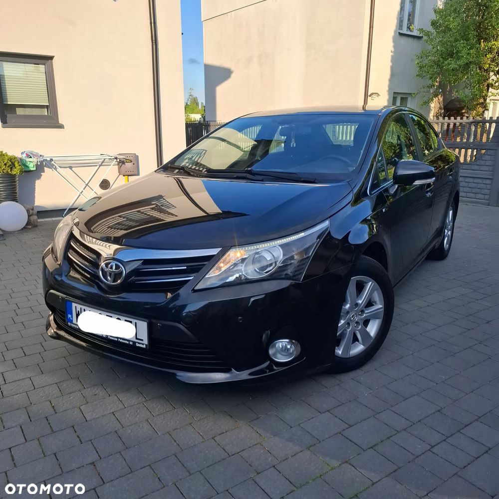 Toyota Avensis - 1