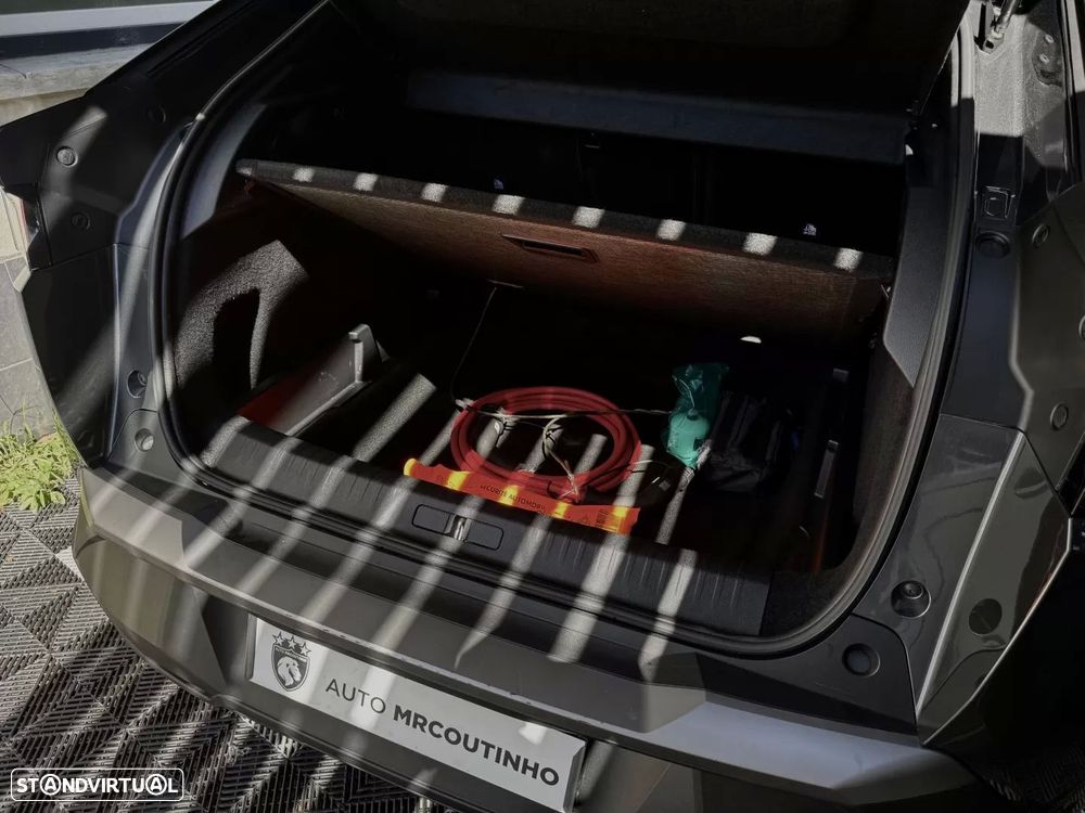 Peugeot E-3008 73 kWh Allure - 14