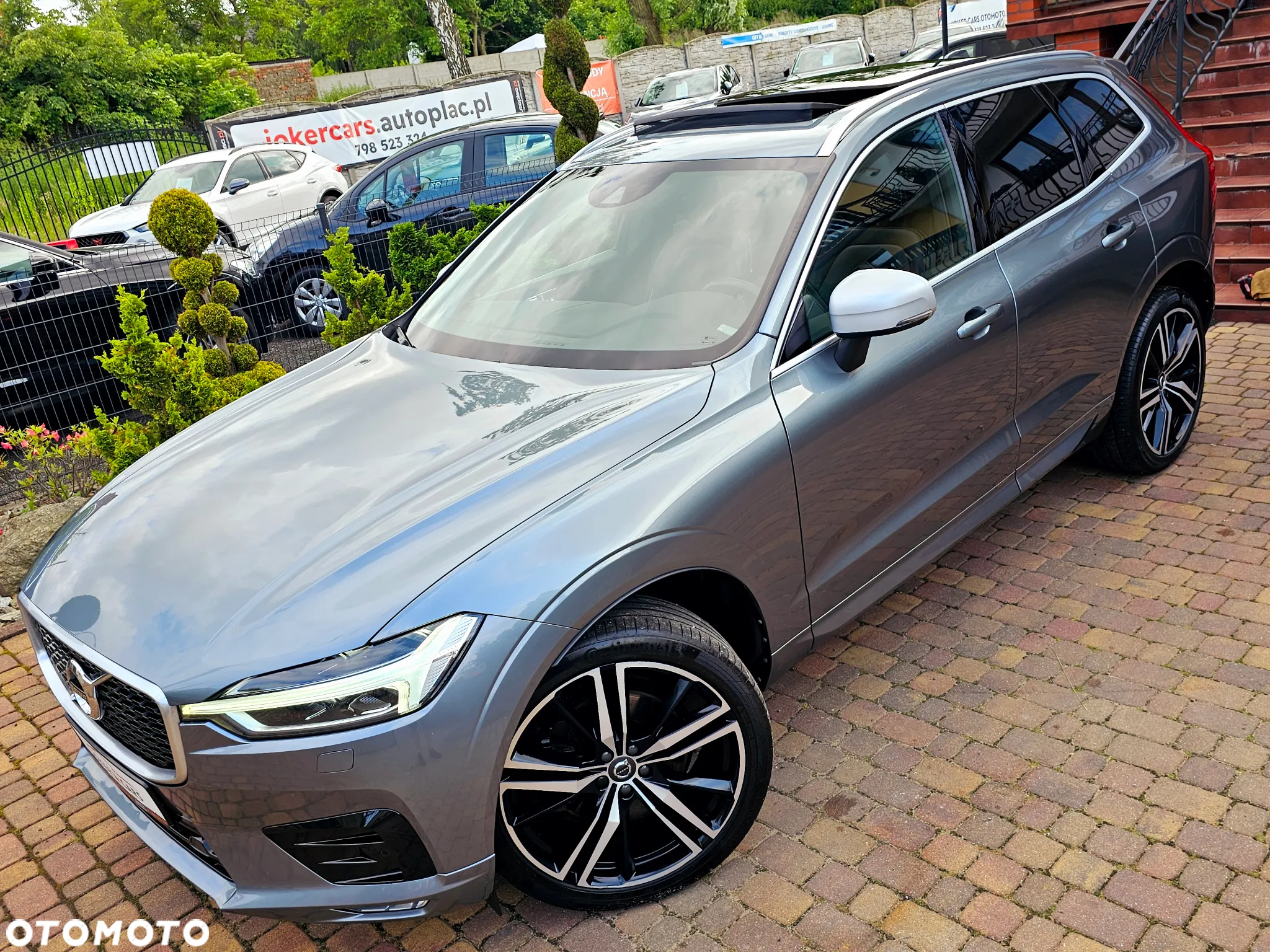 Volvo XC 60 D5 AWD Geartronic RDesign - 9