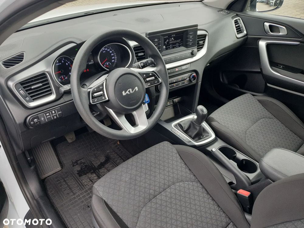 Kia Ceed 1.0 T-GDI S - 10