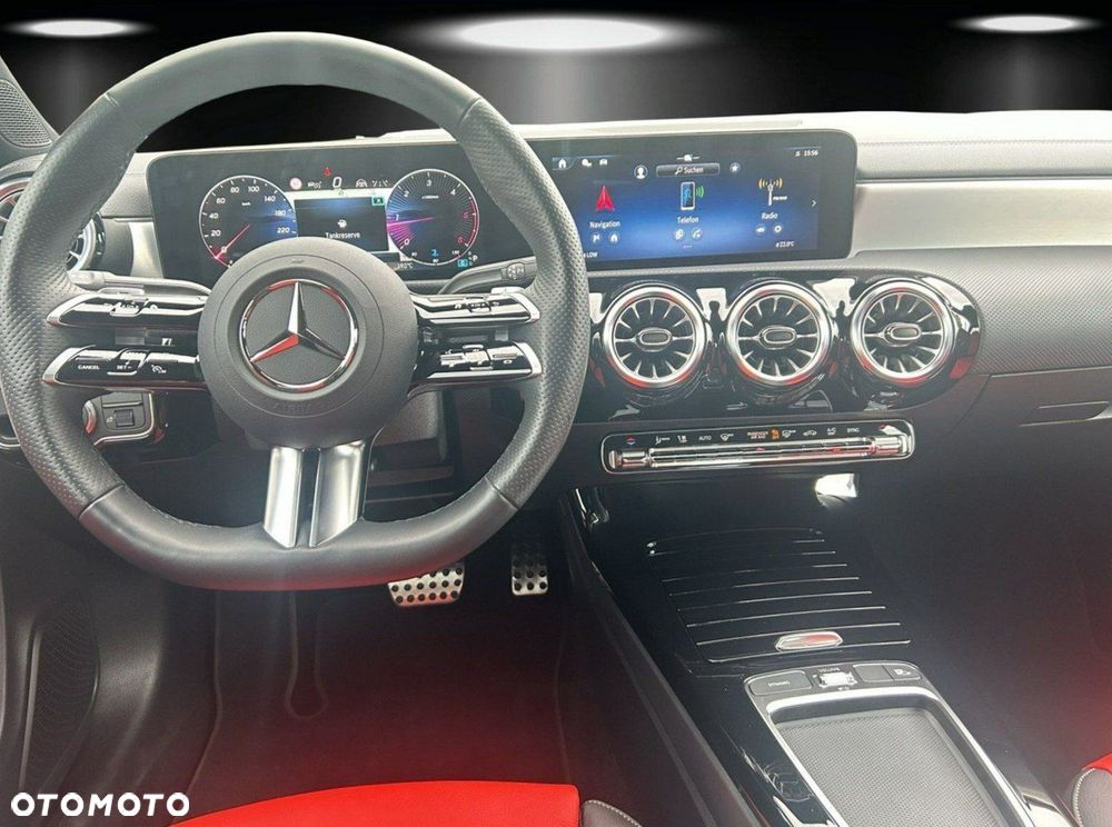 Mercedes-Benz CLA 220 d 4-Matic AMG Line 8G-DCT - 9