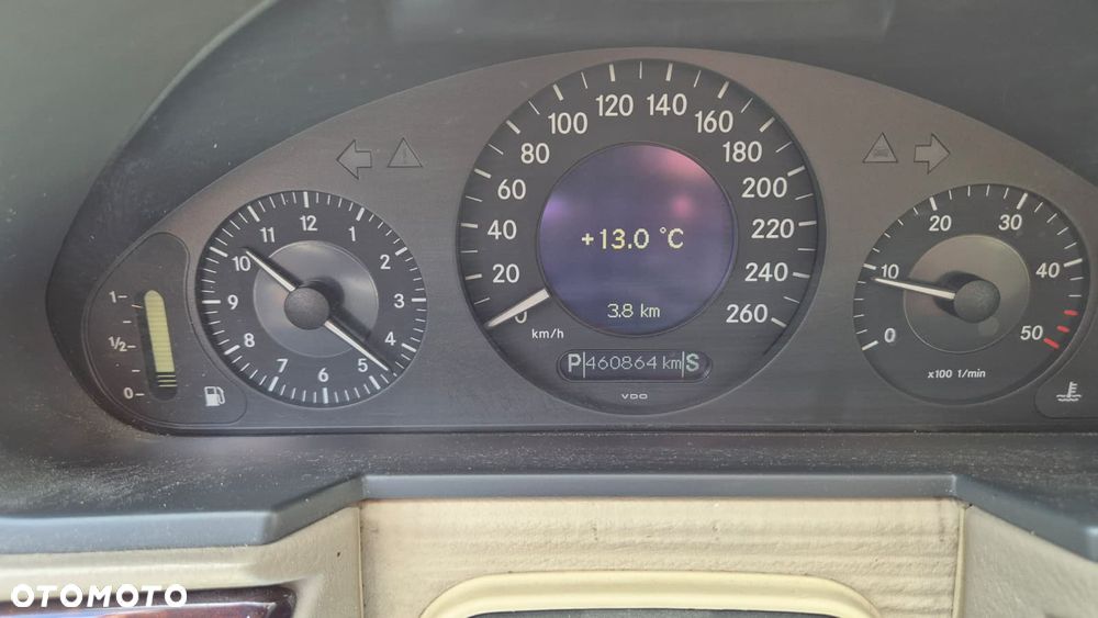 Mercedes-Benz Klasa E 220 CDI Automatik Classic - 18