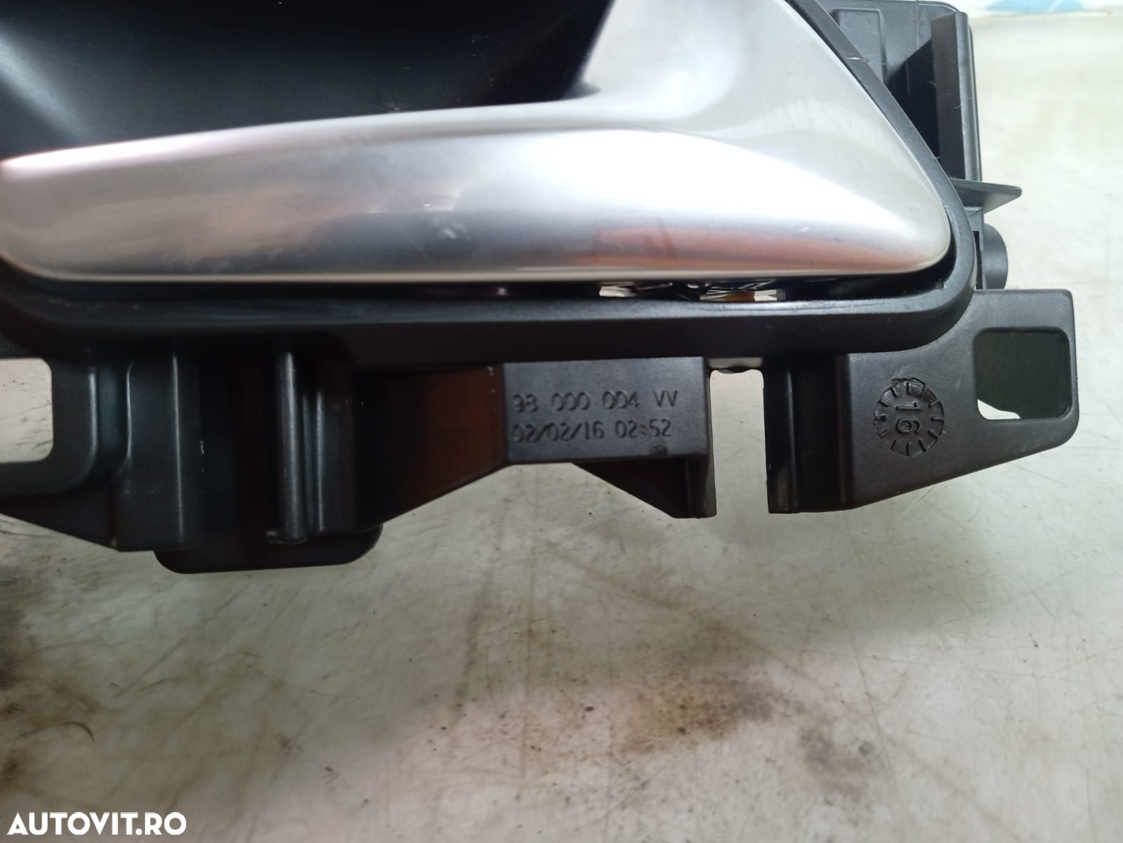 Maner interior dreapta spate 98000004vv Peugeot 308 T9 [2013 - 2017] - 3