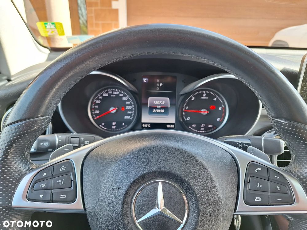 Mercedes-Benz GLC - 10