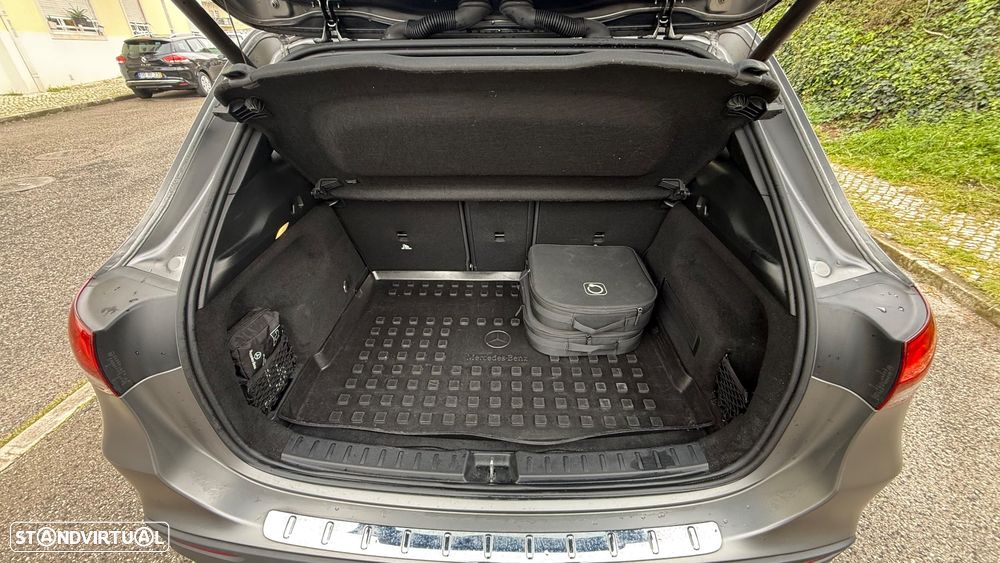 Mercedes-Benz GLA 250 e AMG Line - 10