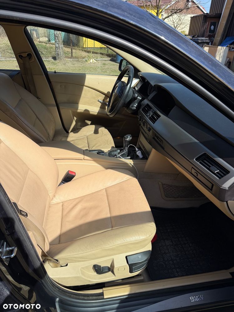 BMW Seria 5 520d - 10