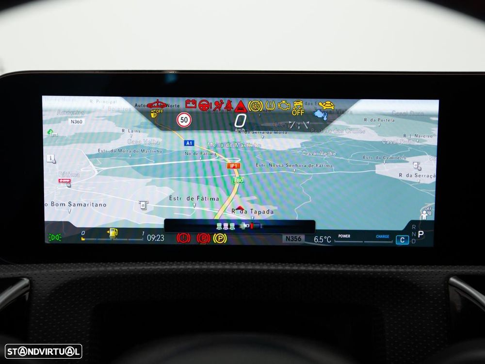 Mercedes-Benz A 200 7G-DCT AMG Line Advanced Plus - 26