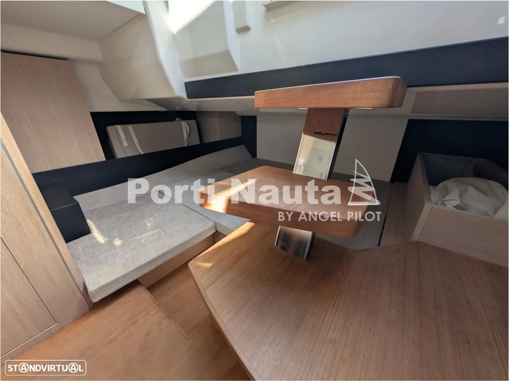 Cranchi Endurance 30 - 26