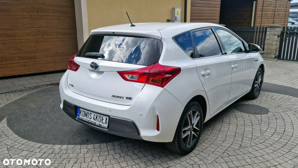Toyota Auris - 5