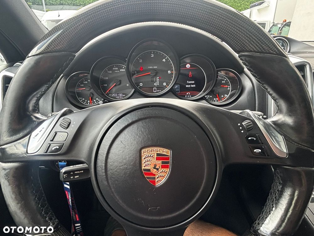 Porsche Cayenne Diesel Platinum Edition - 15