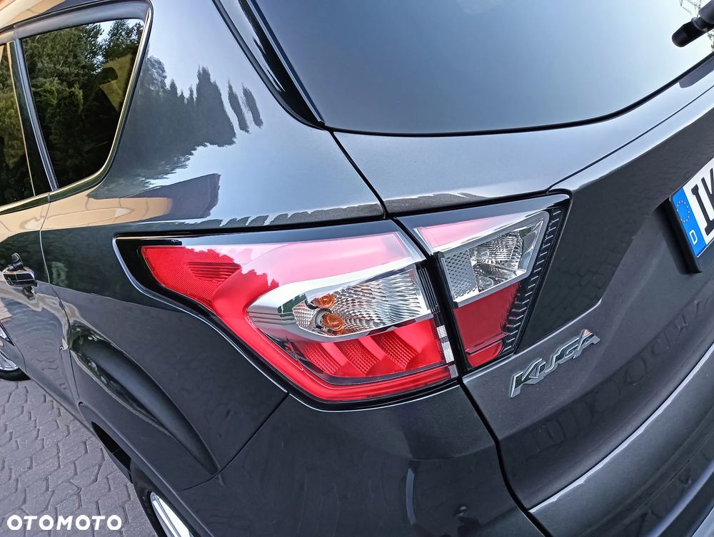 Ford Kuga - 28
